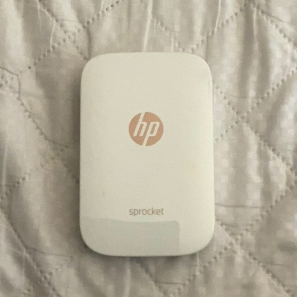 HP White Networking Device with Wireless Connectivity